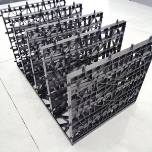 Modules géo-cellulaires de collecte des eaux de pluie pour l'atténuation des inondations pour terrain de football et aire de jeux - Product Image 2