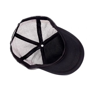 Gorra de Pesca Trucker Personalizada de 5 Paneles con Espuma Frontal y Malla Transpirable en la Parte Trasera, Gorra de Béisbol para Verano y Actividades al Aire Libre - Product Image 5