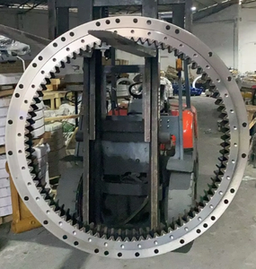 R450-3 Slewing Bearing for Hyundai Excavator Spare Parts 208-25-61100 Slew Ring <b>Swing</b> <b>Circle</b> Aftermarket - Product Image 2