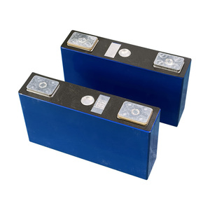 Yinlong แบตเตอรี่ลิเธียมไอออน3.2V 102Ah 70Ah LFP สำหรับพลังงานแสงอาทิตย์ - Product Image 2