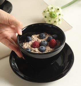 Juego de Taza y Platillo de Porcelana Negra Clásica, Ecológica, Apta para Lavavajillas, Taza de Café Espresso Italiana, Función Latte Art, Personalizable - Product Image 4