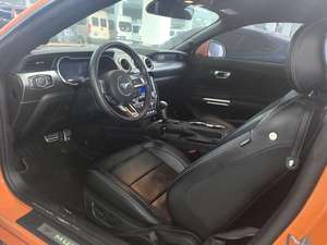 Fo-rd <span class=keywords><strong>Mustang</strong></span> 2019 Modèle Phantom Édition Spéciale Voiture de Sport à Toit Rigide 4 Places Turbocompressée Automatique Occasion Conduite à Gauche R19 - Product Image 5