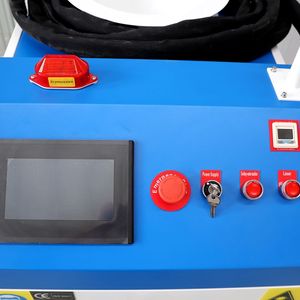 Machine de nettoyage au laser à fibre portative 2 kW 3 kW pour l'élimination de la <span class=keywords><strong>rouille</strong></span>, de l'huile et de la peinture sur surface métallique, nettoyeur laser à fibre - Product Image 5