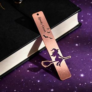 Segnalibro in rame riutilizzabile con logo UV stampato e design a fumetto di strega intagliata, personalizzabile per ordini all'ingrosso, ideale come bomboniera per Halloween - Product Image 2