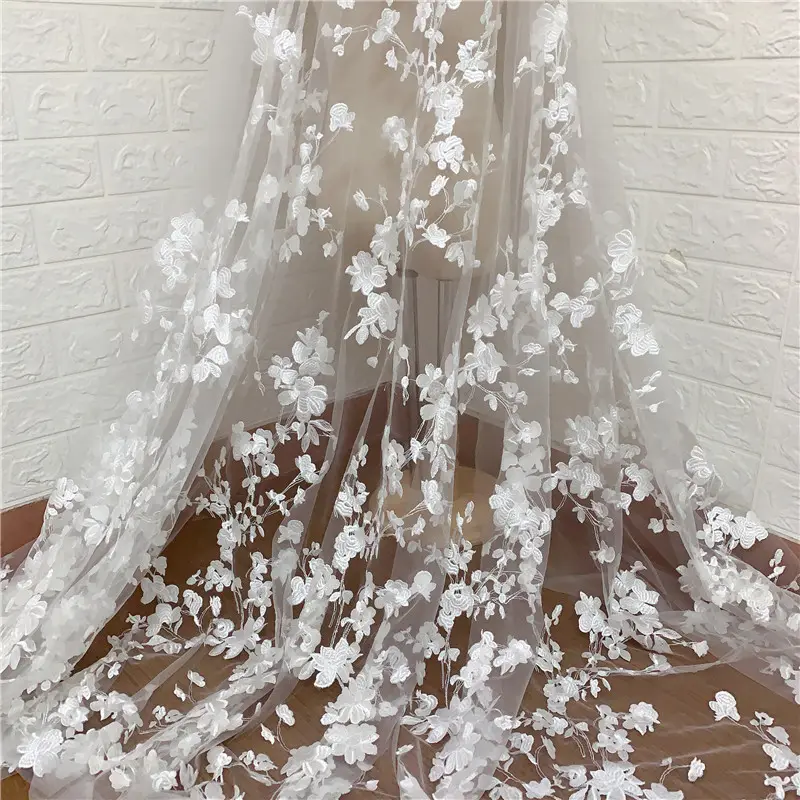 حار بيع شبكة دانتيل للتطريز فستان من القماش القماش الجملة الأفريقي نيجيريا الفرنسية تول الأبيض الزفاف الدانتيل ل الزفاف الملابس