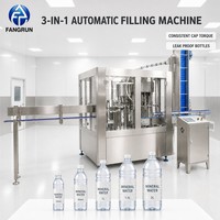 Machine de rinçage, remplissage et bouchage automatique de bouteilles en PET pour eau potable minérale pure, usage intensif
