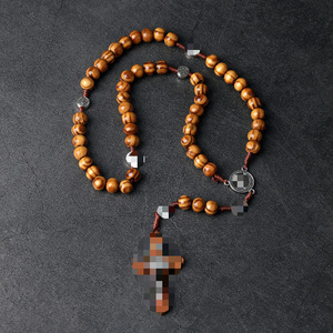 Chapelet Catholique Crucifix Bijoux Religieux Perles en Bois Naturel Chapelets Faits Main Colliers Croix - Product Image 4