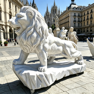 Grande Statua di Leone in Marmo Bianco, Coppia di Statue Classiche per Decorazione Esterna, Statua Gigante di Leone in Pietra per Ingresso Villa e Decorazione Cancello - Product Image 4