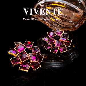 XILIANGFEIZI Bestseller Vintage Catwalk Style Rose Boucles d'oreilles pendantes Français Cross-Border Hit avec Zircon Pierre Principale - Product Image 2