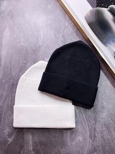 Chapeau en tricot jacquard en coton et élasthanne pour homme, <span class=keywords><strong>bouton</strong></span>, automne-hiver, épaissi, chaud, protège-oreilles, grande tête, met en valeur le <span class=keywords><strong>visage</strong></span>, petit - Product Image 2