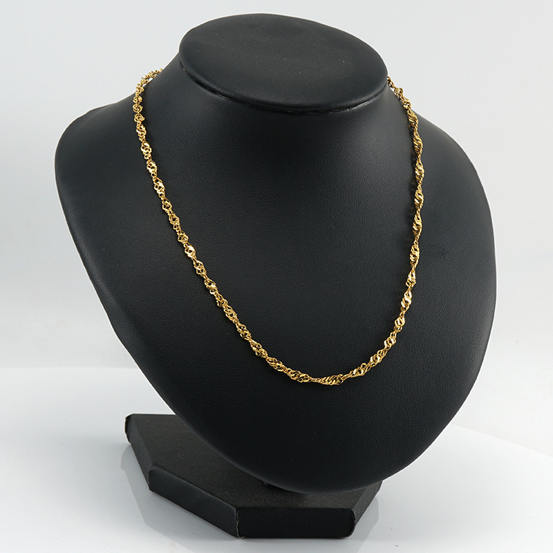 Gold necklace 455cm
