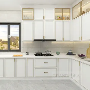 Французский дизайн кухонных шкафов с золотыми ручками Европейский дизайнерский кухонный шкаф из массива дерева и аксессуары