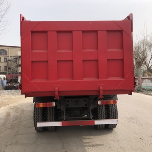 HOWO 8*<span class=keywords><strong>4</strong></span> 12 Räder/PS Gebrauchtwagen mit neuen überholten Motoren - Product Image 4