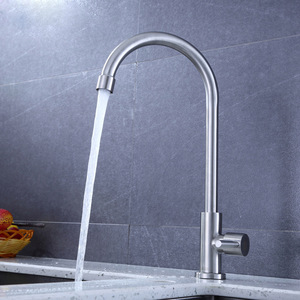 <span class=keywords><strong>Robinet</strong></span> de <span class=keywords><strong>cuisine</strong></span> en acier inoxydable 304 à poignée unique avec bec rotatif, finition brossée, montage sur plan - Product Image 2