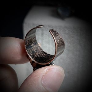 Bague en labradorite en forme de cœur, faite à la main, de qualité supérieure, tendance, style rétro, bijoux de mode pour femmes - Product Image 5