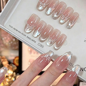 Nuevas <span class=keywords><strong>uñas</strong></span> <span class=keywords><strong>postizas</strong></span> <span class=keywords><strong>de</strong></span> longitud media con diseño <span class=keywords><strong>de</strong></span> flores francesas degradadas estilo Spice Girls, efecto brillante y <span class=keywords><strong>de</strong></span> hadas. - Product Image 4