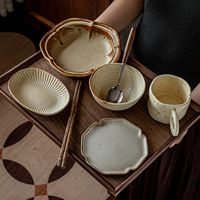 Service de vaisselle en céramique vintage en grès, bols à riz, bols et assiettes pour la maison, combinaisons de tasses, tasses de restaurant, assiettes en gros