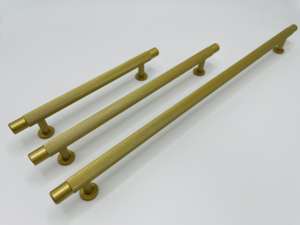 Poignée ronde en acier doré pour meubles - Product Image 1