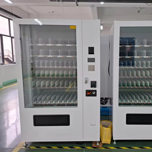 Grande machine distributrice de boissons, de collations et d'articles essentiels pour les centres commerciaux et les écoles - Product Image 1