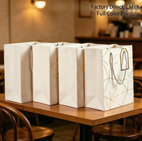 Sac cadeau en papier couché de luxe avec logo personnalisé, poignée en corde de coton, dorure à chaud, sac de shopping durable et recyclé pour mariage et fête