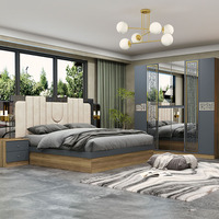 Ensembles de Chambre à Coucher de Luxe Royal King Size Meubles de Chambre à Coucher Elégant Super Size Turc Or Miroir Led Lumineux Bon Marché