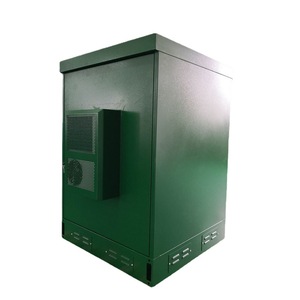 Armoire d'équipement extérieur YUQIU 19 pouces à montage sur poteau avec système de refroidissement intégré pour utilisation en parc - Product Image 5