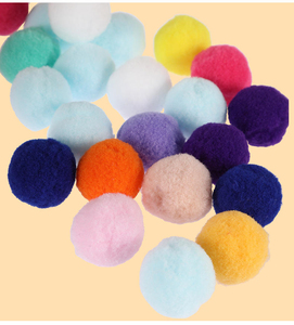 Jouet interactif moderne en peluche pour chat, pistolet lanceur miniature, jeux de tir avec balles en plastique, jouets pour animaux de compagnie, vente en gros - Product Image 5