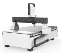 Routeur CNC Xunke 2x4 à prix avantageux pour le travail du bois massif, du MDF et des profilés en aluminium, avec table à vide robuste pour le travail du bois