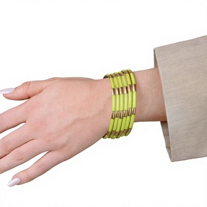 Brazaletes de Resina y Latón Hechos a Mano, Tradicionales, Chapados en Oro para Mujer, Joyería de Moda para Bodas, Proveedor Mayorista, Artesanal - Product Image 1