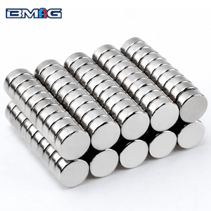 Imán <span class=keywords><strong>de</strong></span> <span class=keywords><strong>Neodimio</strong></span> <span class=keywords><strong>de</strong></span> Disco Fuerte Personalizado N52, Imán <span class=keywords><strong>de</strong></span> <span class=keywords><strong>Neodimio</strong></span> <span class=keywords><strong>de</strong></span> 10 mm x 3 mm, Imán Permanente <span class=keywords><strong>de</strong></span> Disco para Generador - Product Image 1