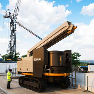 Bomba de Concreto de Brazo Articulado con Chasis de Orugas de Alta Resistencia para Operaciones Mineras - Product Image 1