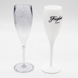 Flûte à <span class=keywords><strong>champagne</strong></span> incassable personnalisée 130 ML réutilisable <span class=keywords><strong>en</strong></span> plastique cristal <span class=keywords><strong>verre</strong></span> à vin rouge - Product Image 2
