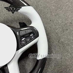 Volant en fibre de carbone pour F30 F31 F32 F20 E92 E60 E71 E70 M3 M4 M6 G20 G30 G21 G31 G80 G82 G87 - Product Image 3