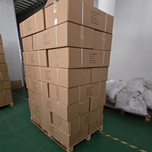 Sillas Plegables de Resina Blancas Acolchadas con Cubierta, Modernas, Portátiles, Apilables, Duraderas, con Capacidad de Peso de 1000 Libras, para Bodas y Fiestas - Product Image 1