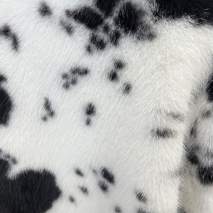 Tessuto in Finta Pelliccia <span class=keywords><strong>Tocca</strong></span> Personalizzabile, 100% Poliestere, Resistente all'Abrasione e alle Pieghe, Antivento, ad Asciugatura Rapida - Product Image 2