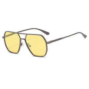 Gafas de Sol de Doble Barra para Hombre y Mujer, Polarizadas, Anti-Ultravioleta, Montura Metálica Moderna, Logotipo Personalizado, UV, 1 Unidad Mínima - Product Image 6