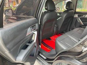 Haval H2 2017 <span class=keywords><strong>2018</strong></span> 2019 Édition Champion Manuelle avec Caméra, Barres de Toit Métalliques, Sièges en Cuir, Électrique - Product Image 4