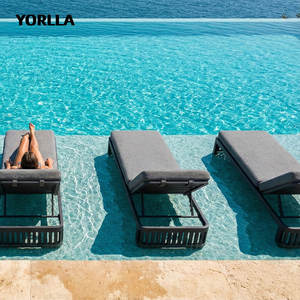 Juego de Muebles de Exterior Modernos de Lujo, Resistentes al Agua, de <span class=keywords><strong>Aluminio</strong></span>, con <span class=keywords><strong>Tumbona</strong></span> y Mesa de Comedor para Proyectos de Hoteles y Villas - Product Image 2