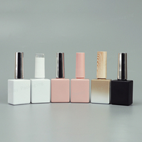 Flacons noirs de 10 ml en verre rose UV personnalisés de haute qualité pour cosmétiques, vernis à ongles, huiles essentielles, avec bouchon rose et pinceau
