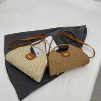 Sac en paille d'été 2025, sac tissé à la main, sac bandoulière polyvalent, sac à main, sac fourre-tout en paille, sac de plage pour les vacances, produits en gros