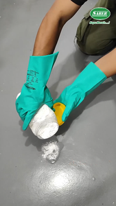 Absorbente y Neutralizador de Ácido SABER de Acción Rápida, 4 Litros, para Ácido de Batería Sulfurico e Hidróclorico - Product Image 2