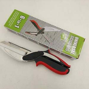 Tijeras de Cocina Inteligentes 2 en 1, Prácticas para Cortar Alimentos, Frutas y Verduras, con Tabla de Cortar Integrada, 2024 - Product Image 4