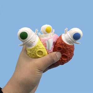 Nouveaux jouets sensoriels anti-stress Tik Tok en TPR, jouets à presser doux en forme d'astronaute pour la décompression - Product Image 5