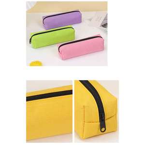 Astuccio Classico Oxford Impermeabile e Porta Attrezzi con Dettagli Ricamati Fatti a Mano per Regali, Viaggi e Team Building - Product Image 5