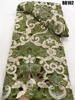Tissu en dentelle de tulle polyester à fleurs 3D découpées, orné de perles et de paillettes, idéal pour les tenues de mariée africaines et les tenues formelles du Moyen-Orient