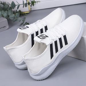 Nuove <span class=keywords><strong>Scarpe</strong></span> Sportive Casual da Uomo Primavera-Estate in Maglia Fly-Knit alla Moda e Trendy Slip-On con Suola in Plastica - Product Image 3