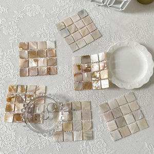 Sous-verres carrés <span class=keywords><strong>en</strong></span> coquille <span class=keywords><strong>de</strong></span> conque naturelle, sous-verres isolés <span class=keywords><strong>en</strong></span> mosaïque, décoration <span class=keywords><strong>de</strong></span> salle d'accessoires <span class=keywords><strong>de</strong></span> photographie - Product Image 4