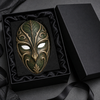 Masque en résine sculpté à la main avec motif de feuille, texture de grain de bois vert, art mural, objet de collection pour cosplay, décoration de fête masquée