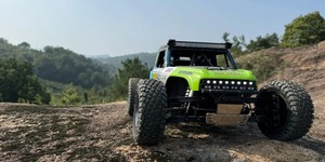YIKONG YK4073 TB7 1/7 4WD Desert RC Truck RTR Hobbywing MAX8 150A ESC 6S Brushless 30KG Servo Eje Trasero Sólido Vehículo de Carreras - Product Image 4