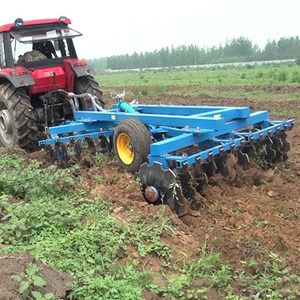 Herse à disques tractée agricole robuste avec une large voie <span class=keywords><strong>de</strong></span> coupe et un cadre en acier haute résistance pour les grands champs - Product Image 2